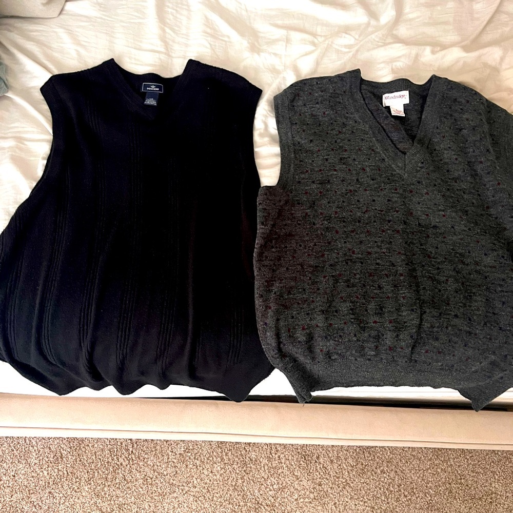 Bundle. Sweater Vests. Size L.